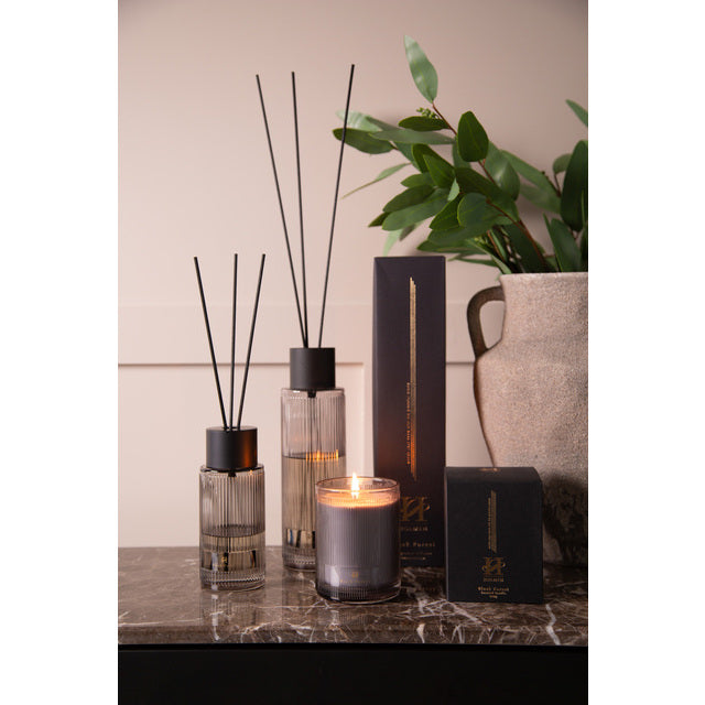 Urban Duftpinner Svart Black Forrest (7*7*31)