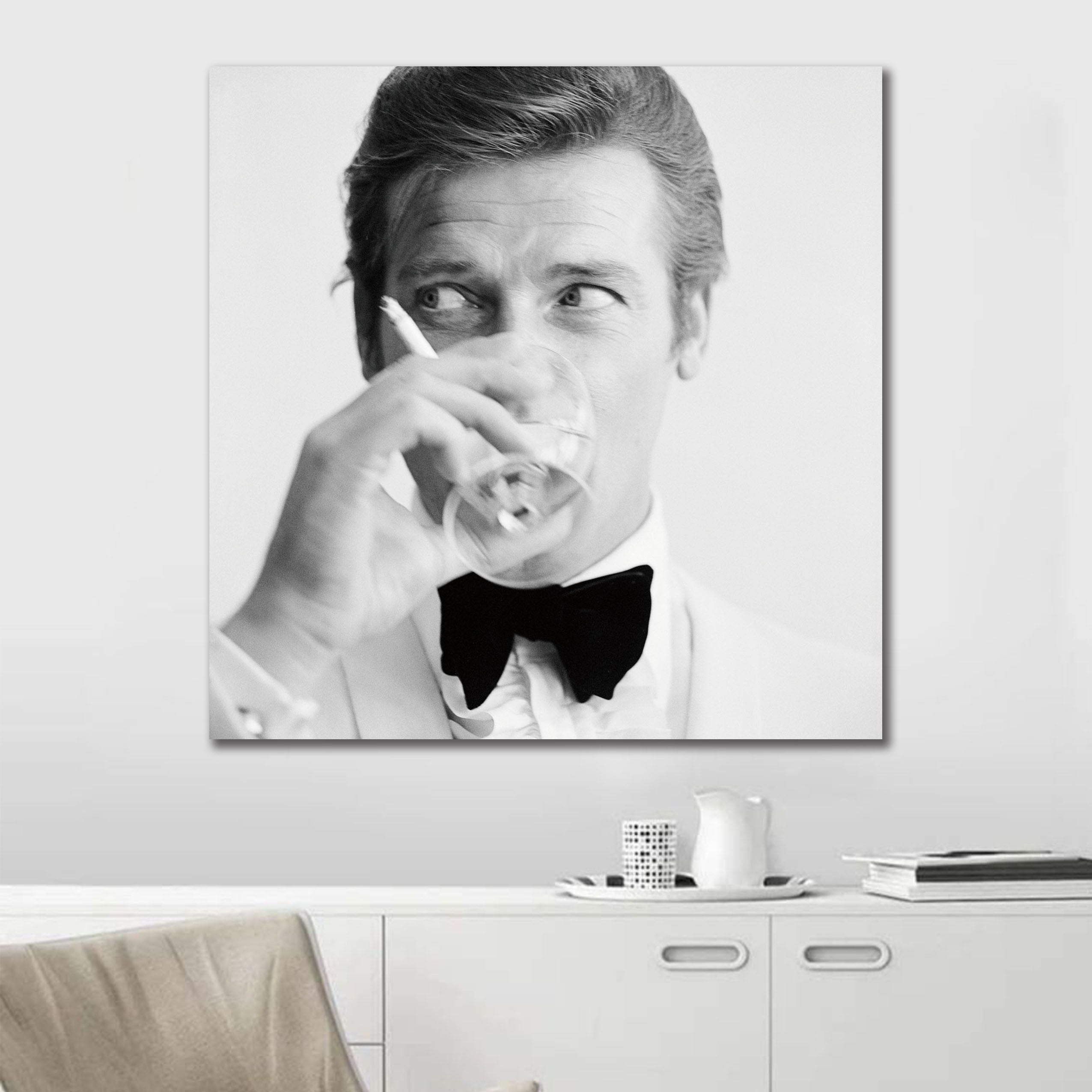 Timeless Spy (120*120)