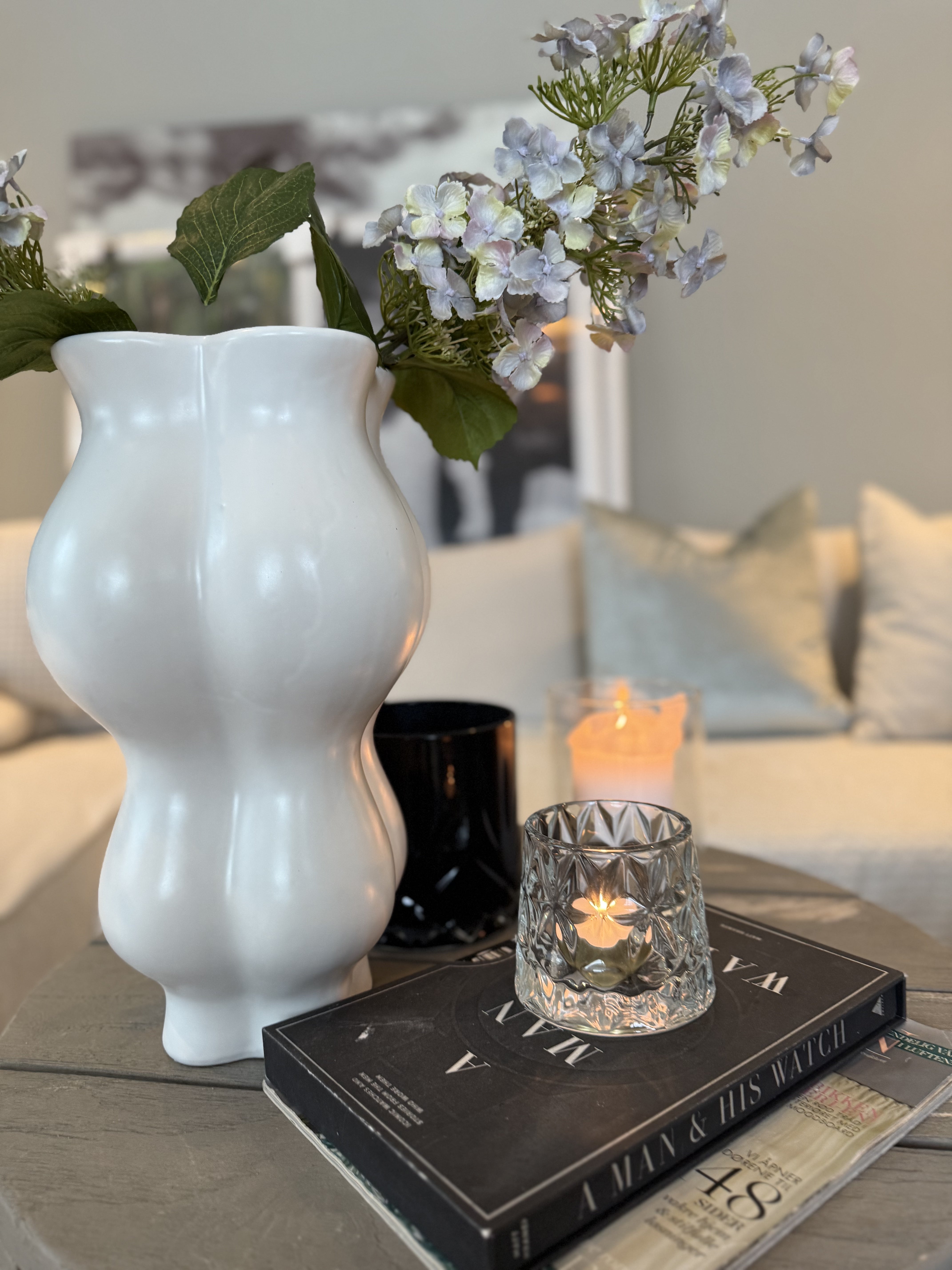 Avora Vase (20*20*38)
